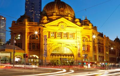 What lockdown support is available to Victorian business?